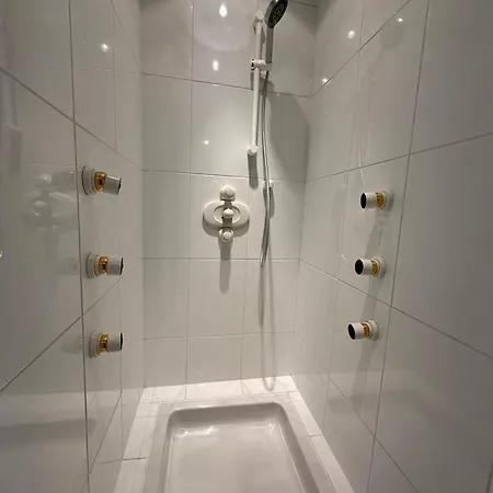 17er Mit Sauna Und Privater Garage *