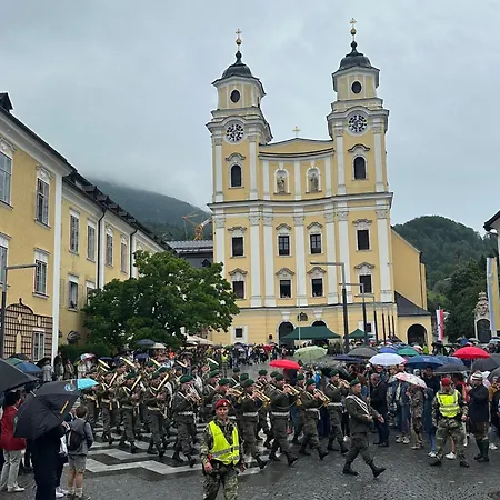 17er Mit Sauna Und Privater Garage * Mondsee