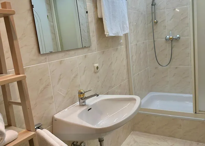 شقة 17er Mit Sauna Und Garage *