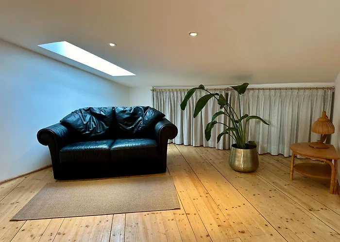 17er Mit Sauna Und Garage موندزي